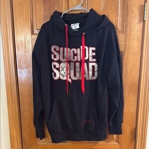 Six flags  men’s hooded sweatshirt size medium.